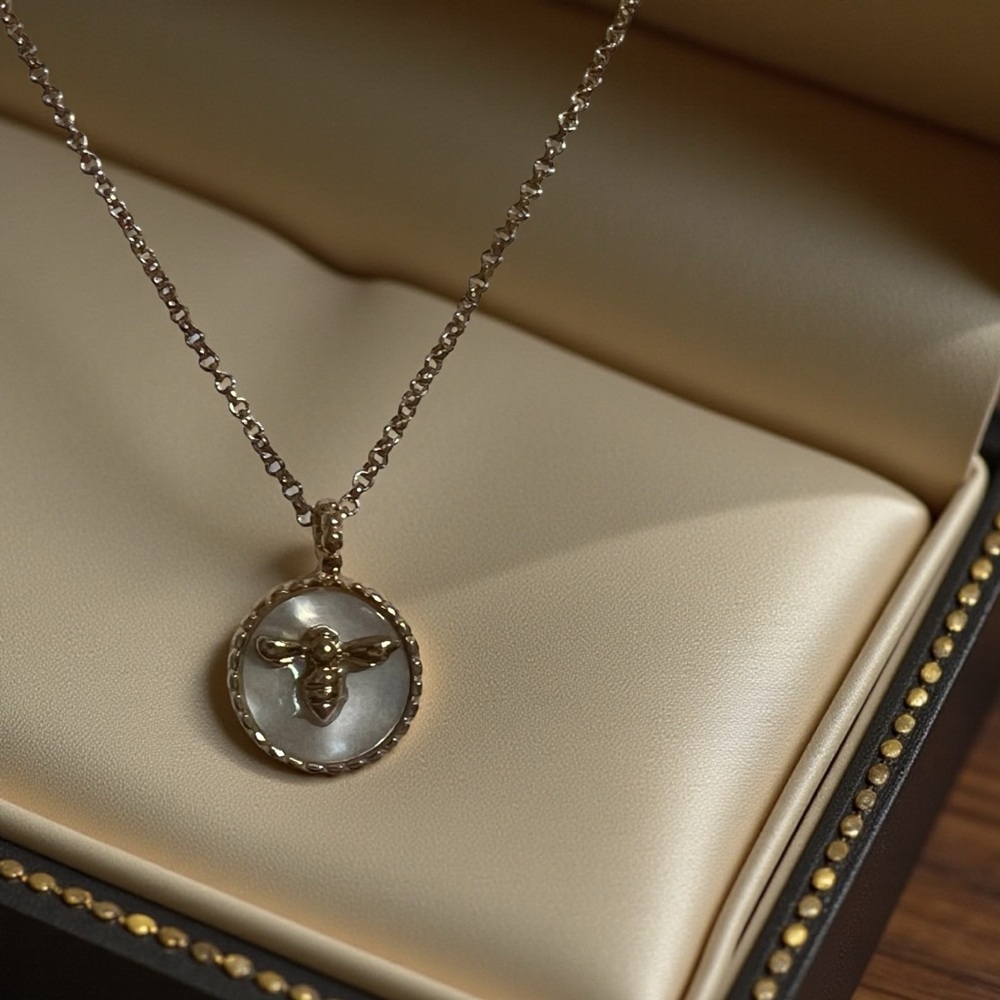 Elegant Gold Bee Pendant Necklace